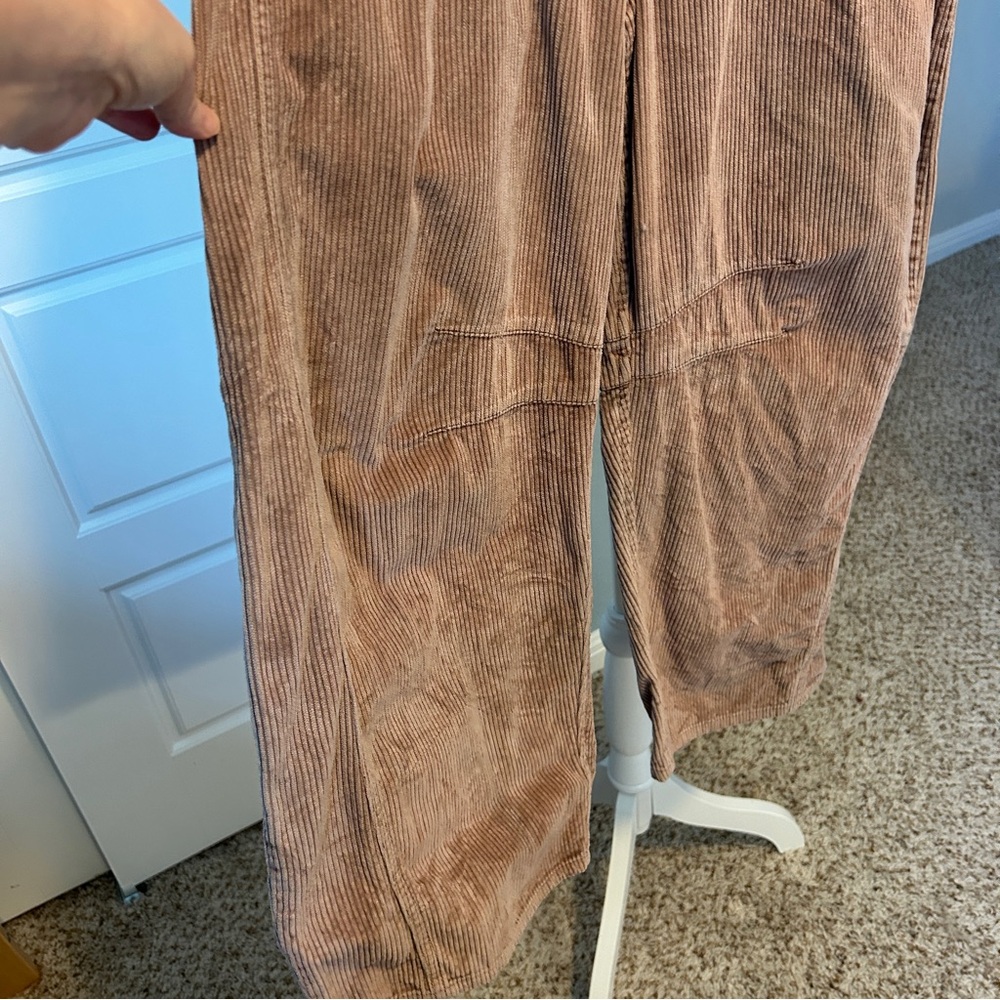 WE THE FREE Good Luck Mid-Rise Cord Barrel Jeans Withered Rose 28 - Picture 3 of 9
